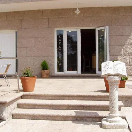 Playa Mar Cachadinas 招待所 3*