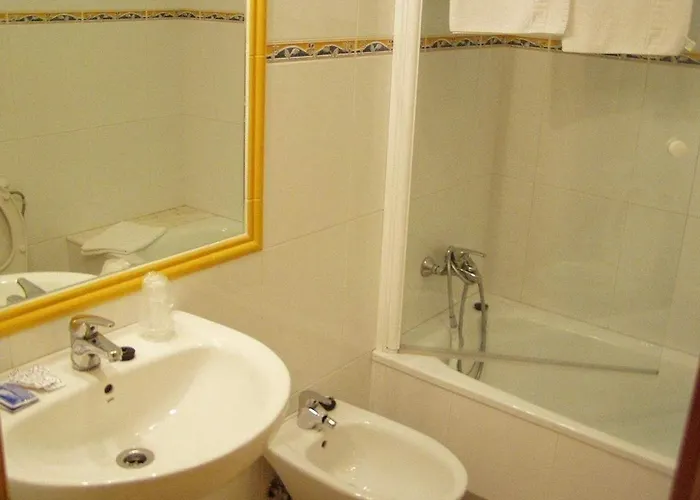 Πανσιόν Playa Mar Cachadinas 3*